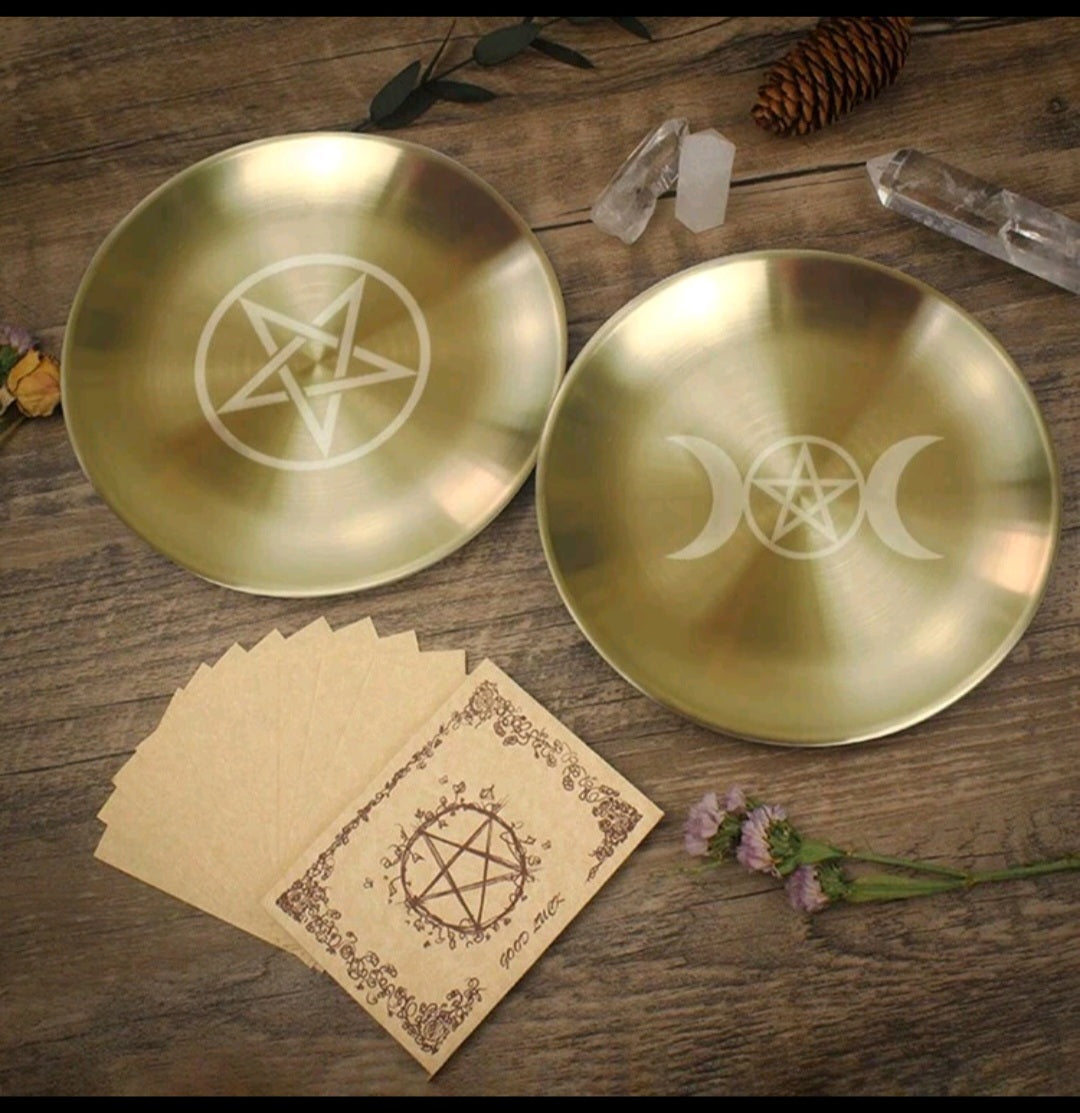plateau de rangement avec pentagramme