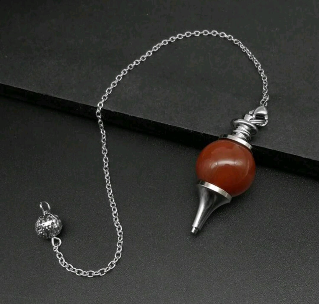 pendule divinatoire en jaspe rouge
