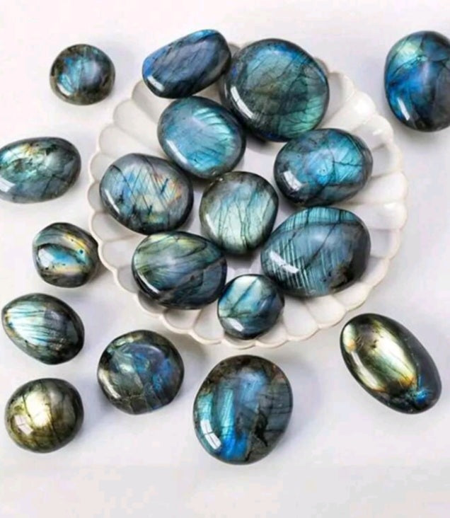 pierre labradorite
